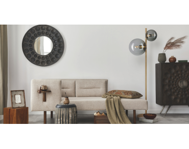 Mirrors in the interior: a small change, a big difference